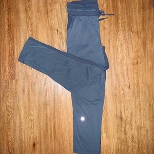 NWOT Lululemon Dance Studio crop
